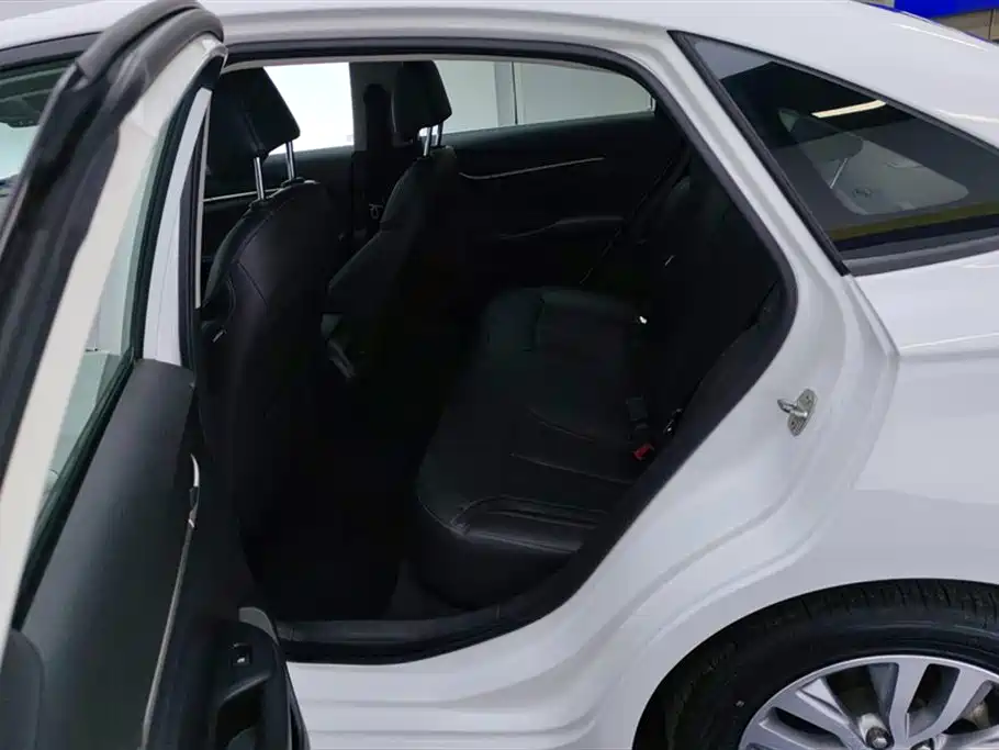 Buick Excelle 2019 18T Auto Connected Elite China VI фото 11