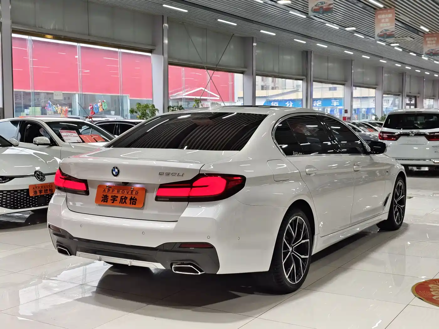 BMW 5 SERIES