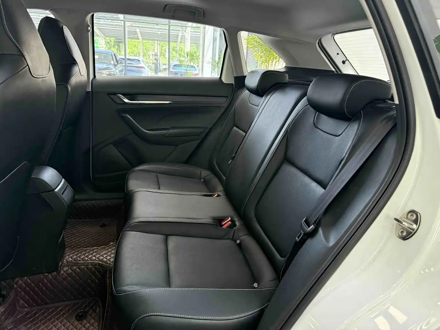 Škoda Kamiq 2023 Facelift 1.5L Auto Comfort Edition фото 9