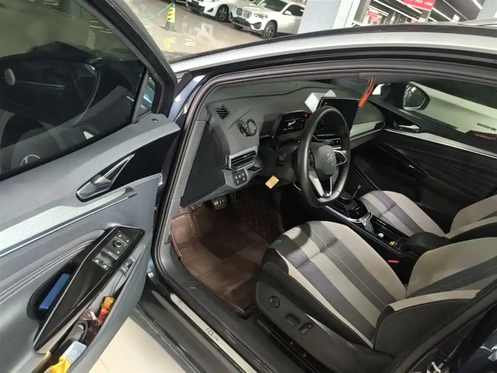 Volkswagen ID.4 CROZZ 2024 Facelift PURE+ фото 16