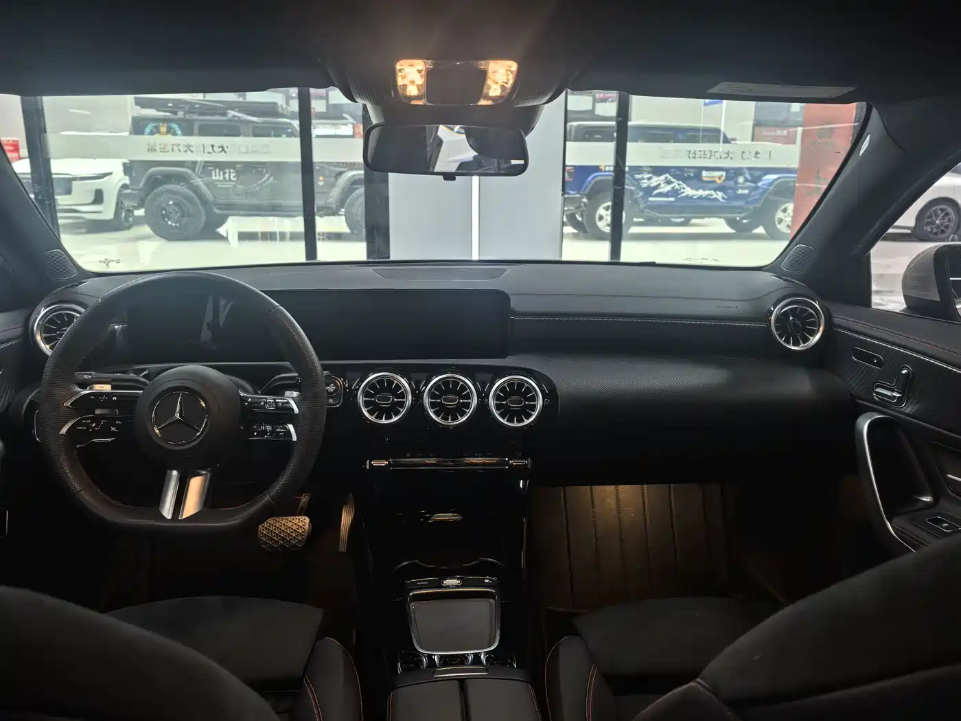 Mercedes-Benz A-Class 2024 Facelift A 200 L Fashion фото 8
