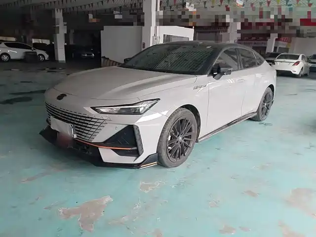 Changan UNI-V 2022 1.5T Sport Edition