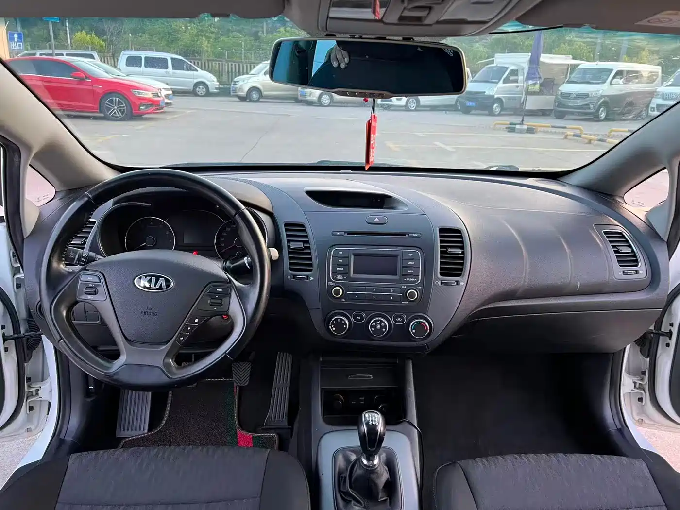 Kia K3 2015 1.6L Manual GLS фото 5