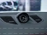 Photo 23 - Porsche Panamera