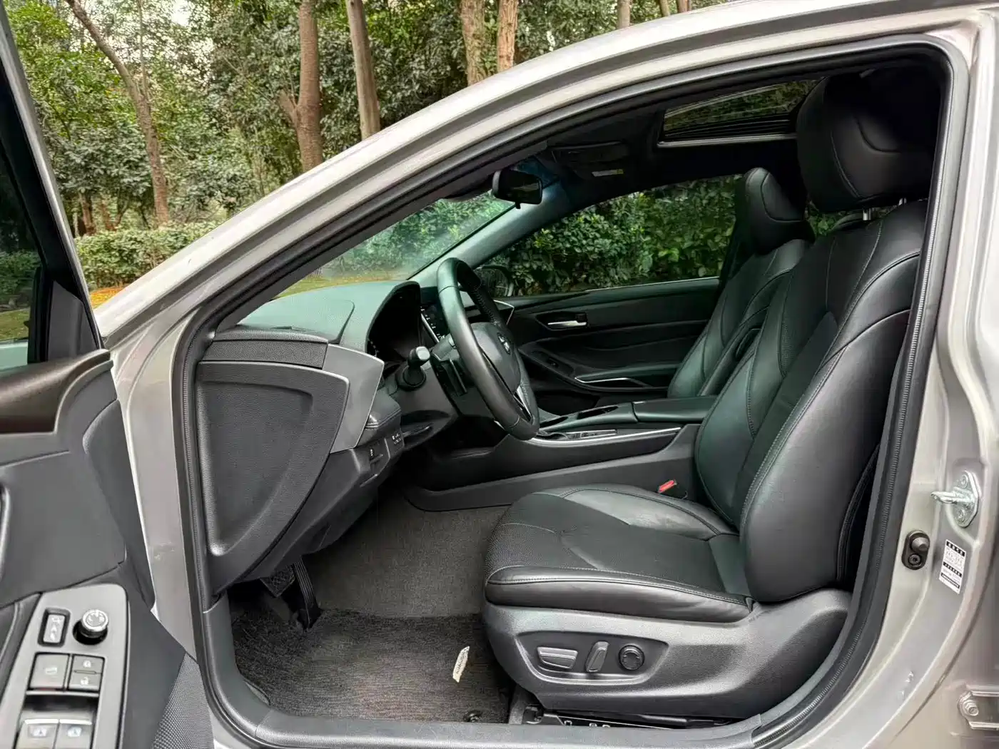 Toyota Avalon 2021 2.5L Luxury Edition фото 6