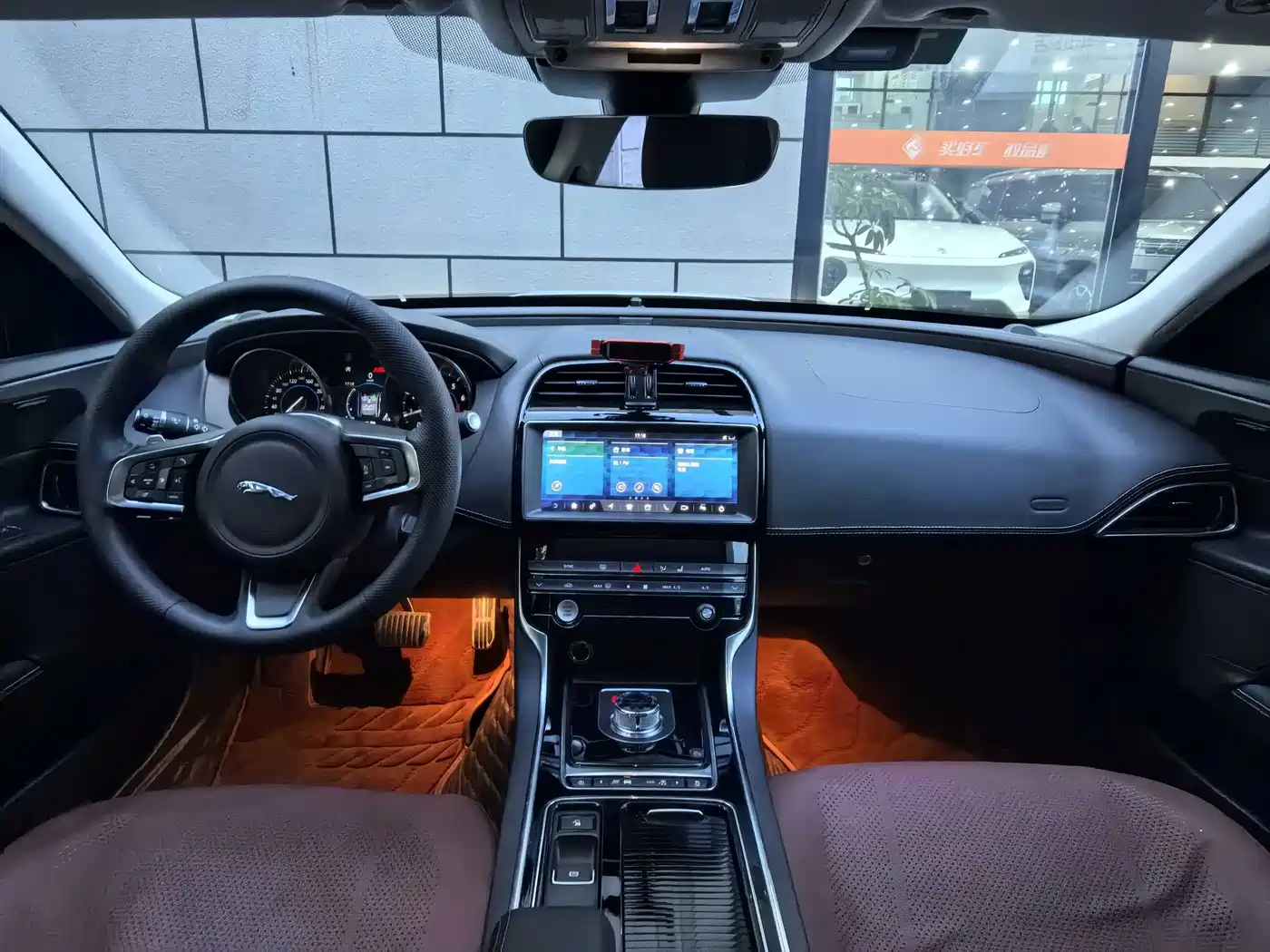 Jaguar XE 2019 2018 2.0T 300PS AWD R-Sport Edition