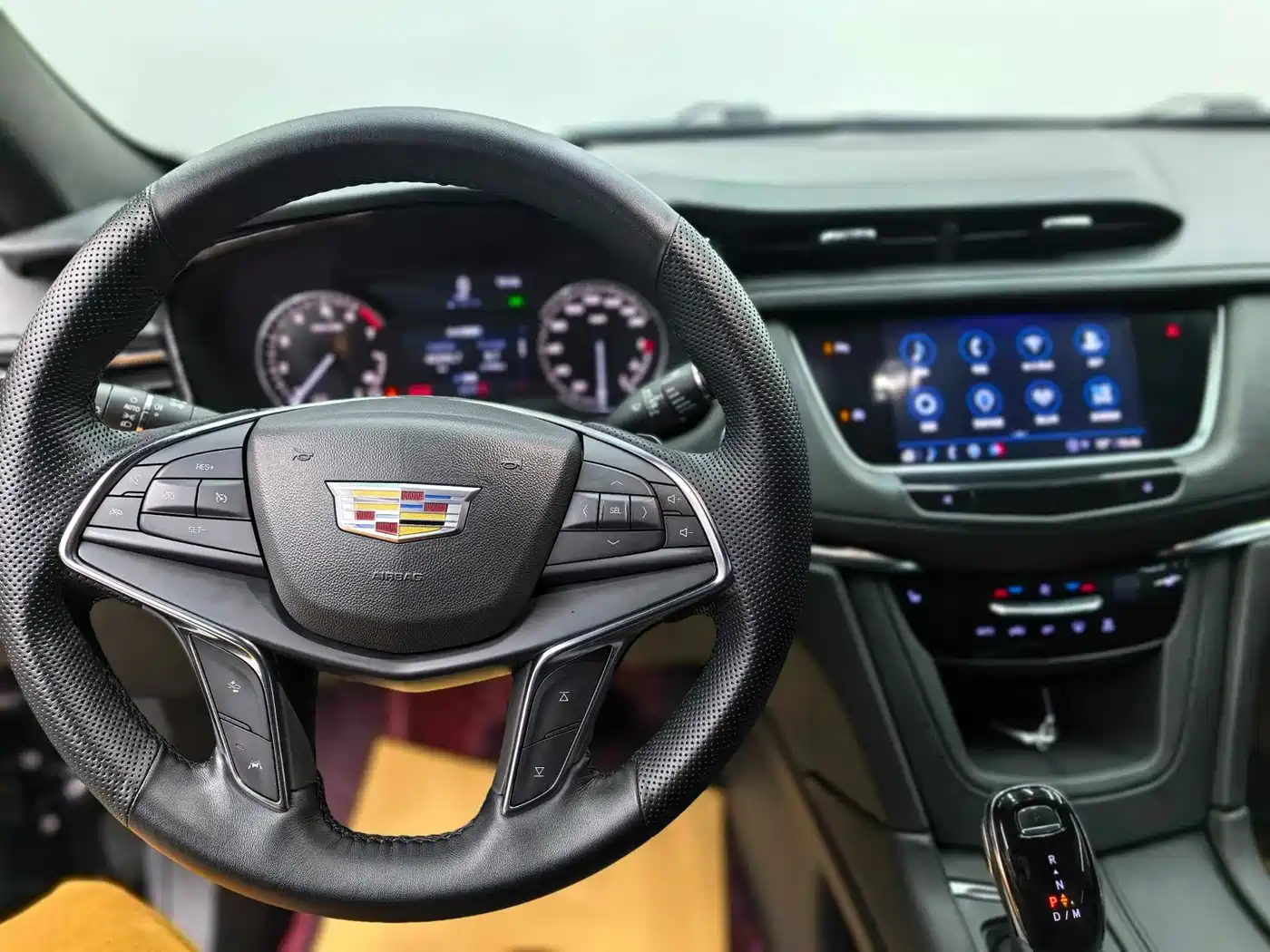 CADILLAC XT5