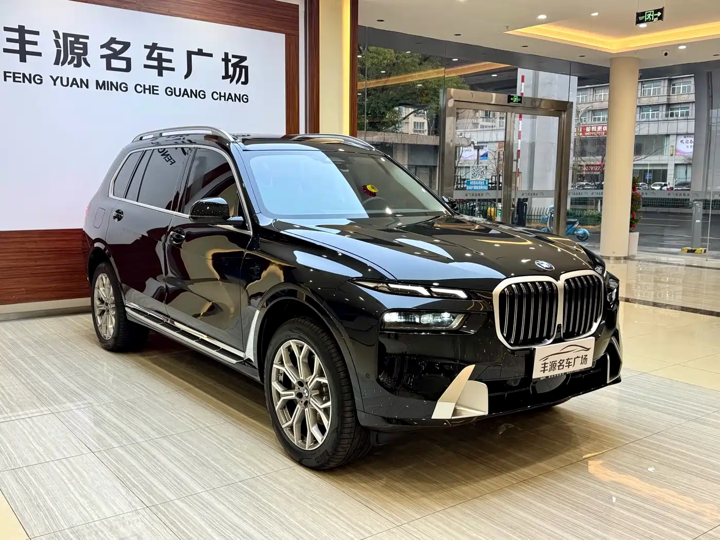 BMW X7 2024 xDrive40i Leading Luxury Package фото 3