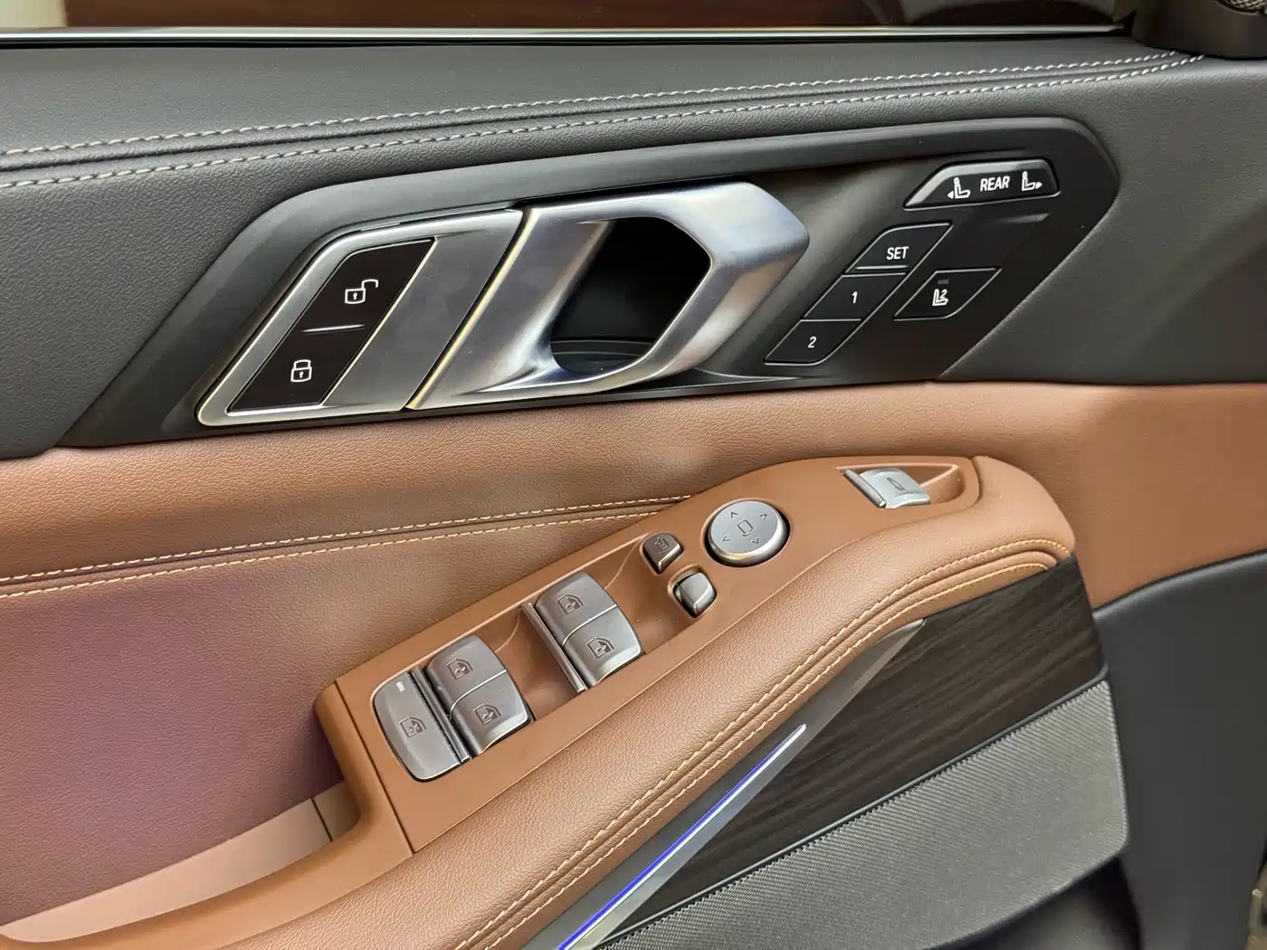 BMW X7 2024 xDrive40i Leading Luxury Package фото 5