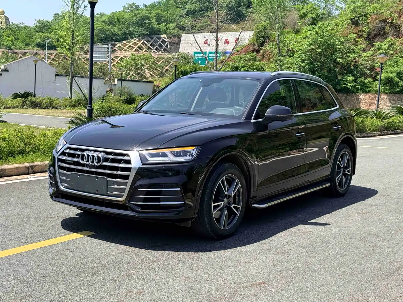 Audi Q5L 2018 40 TFSI Premium Fashion China VI