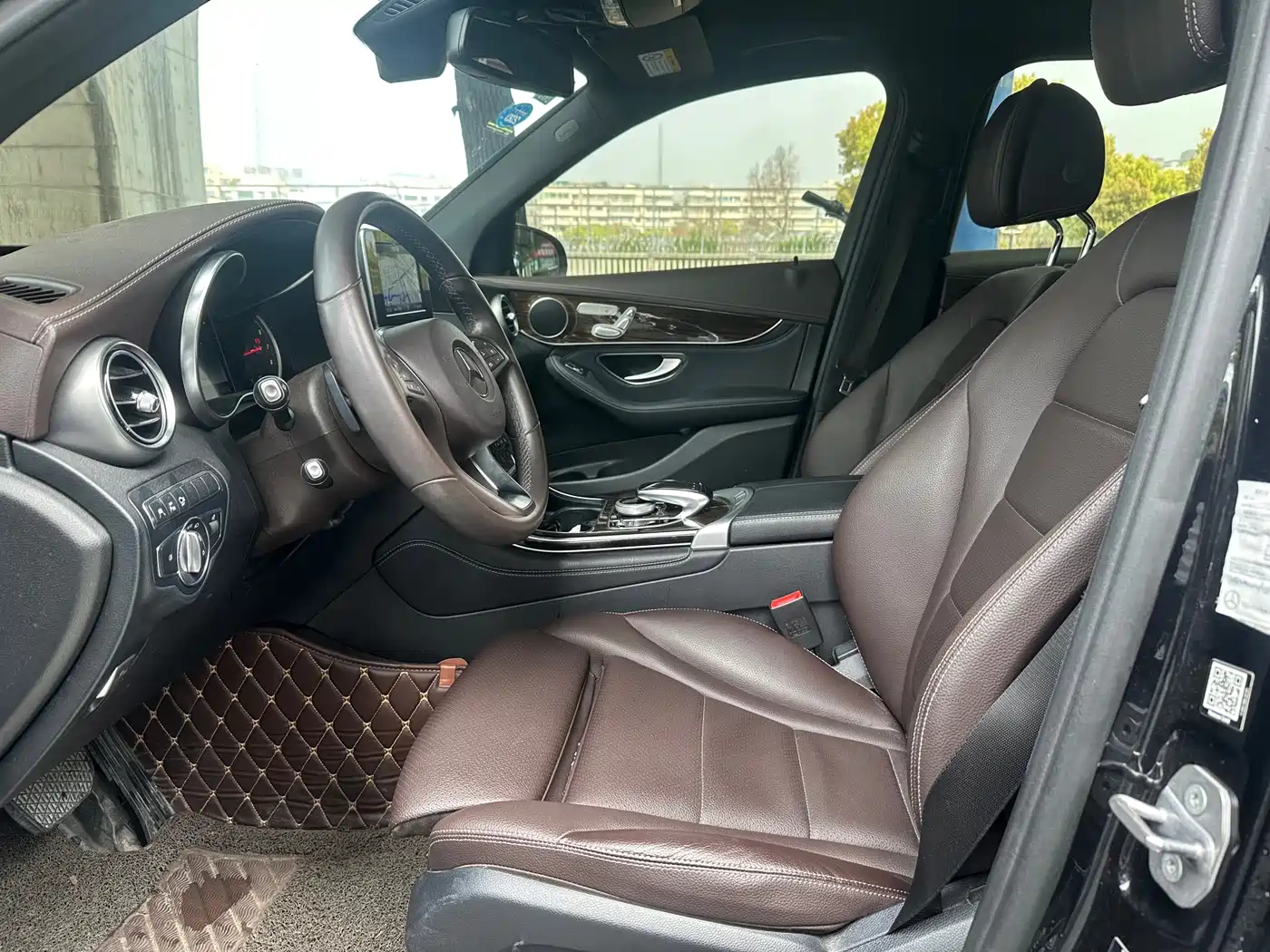 Mercedes-Benz GLC 2018 GLC 260 4MATIC Luxury фото 8