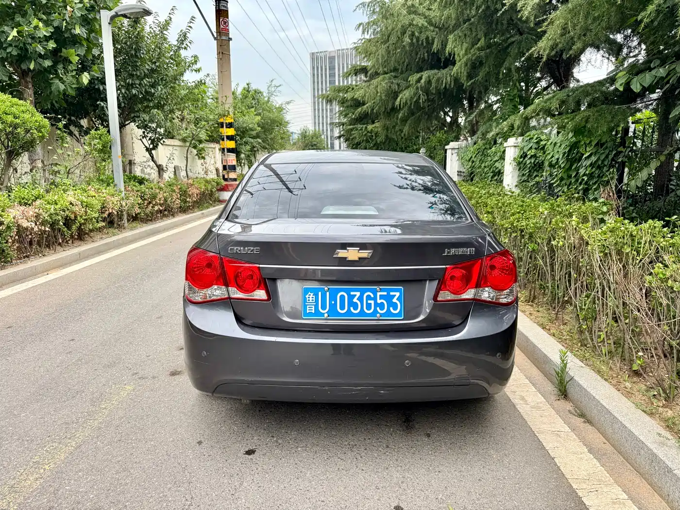 Chevrolet Cruze 2011 2011 1.6L SE MT Transformers Edition