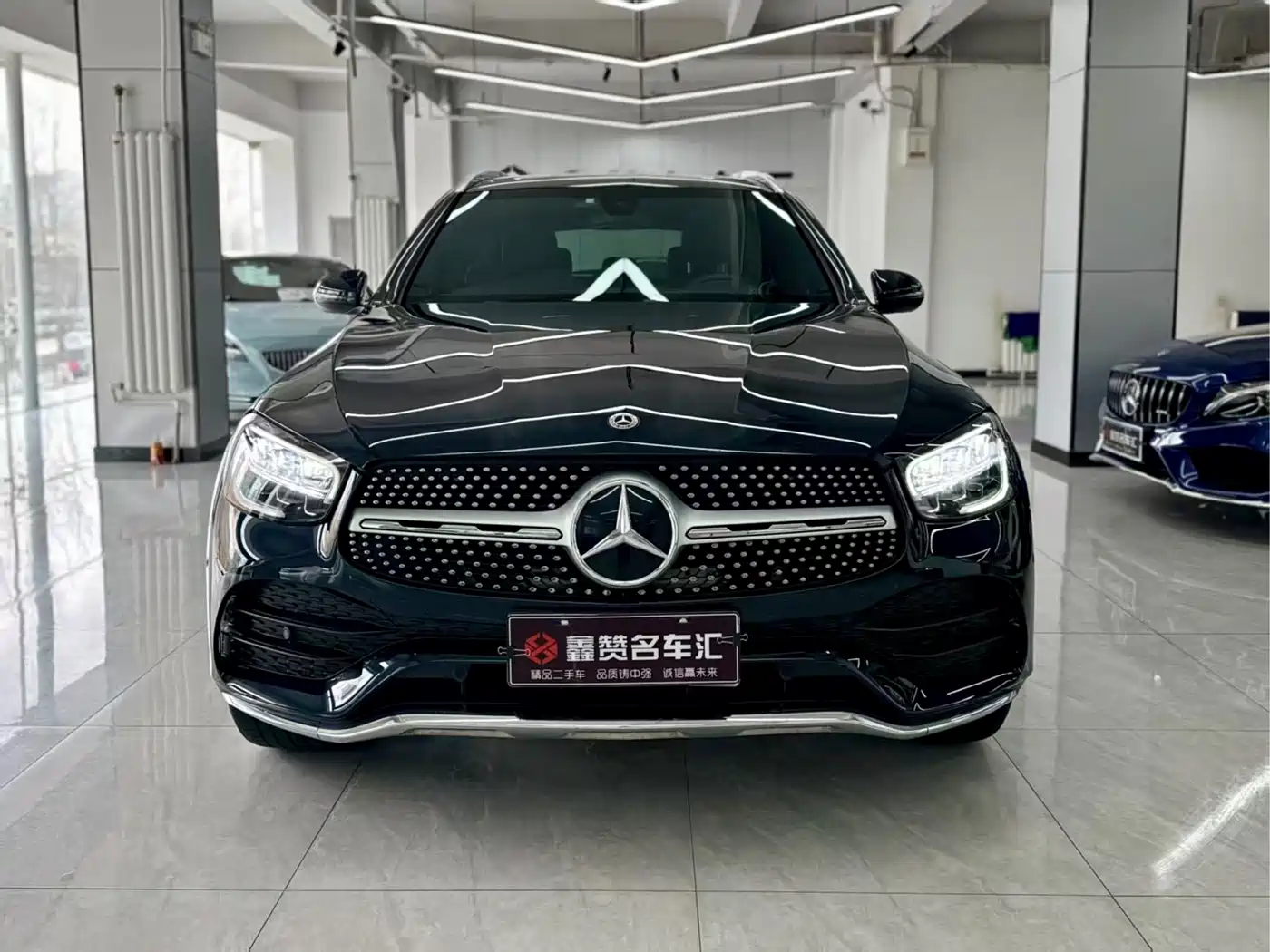 MERCEDES-BENZ GLC