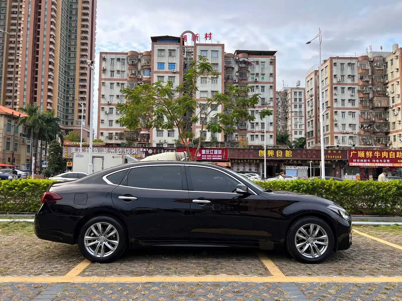 Infiniti Q70 2018 2017 Q70L 2.5L Elite Edition