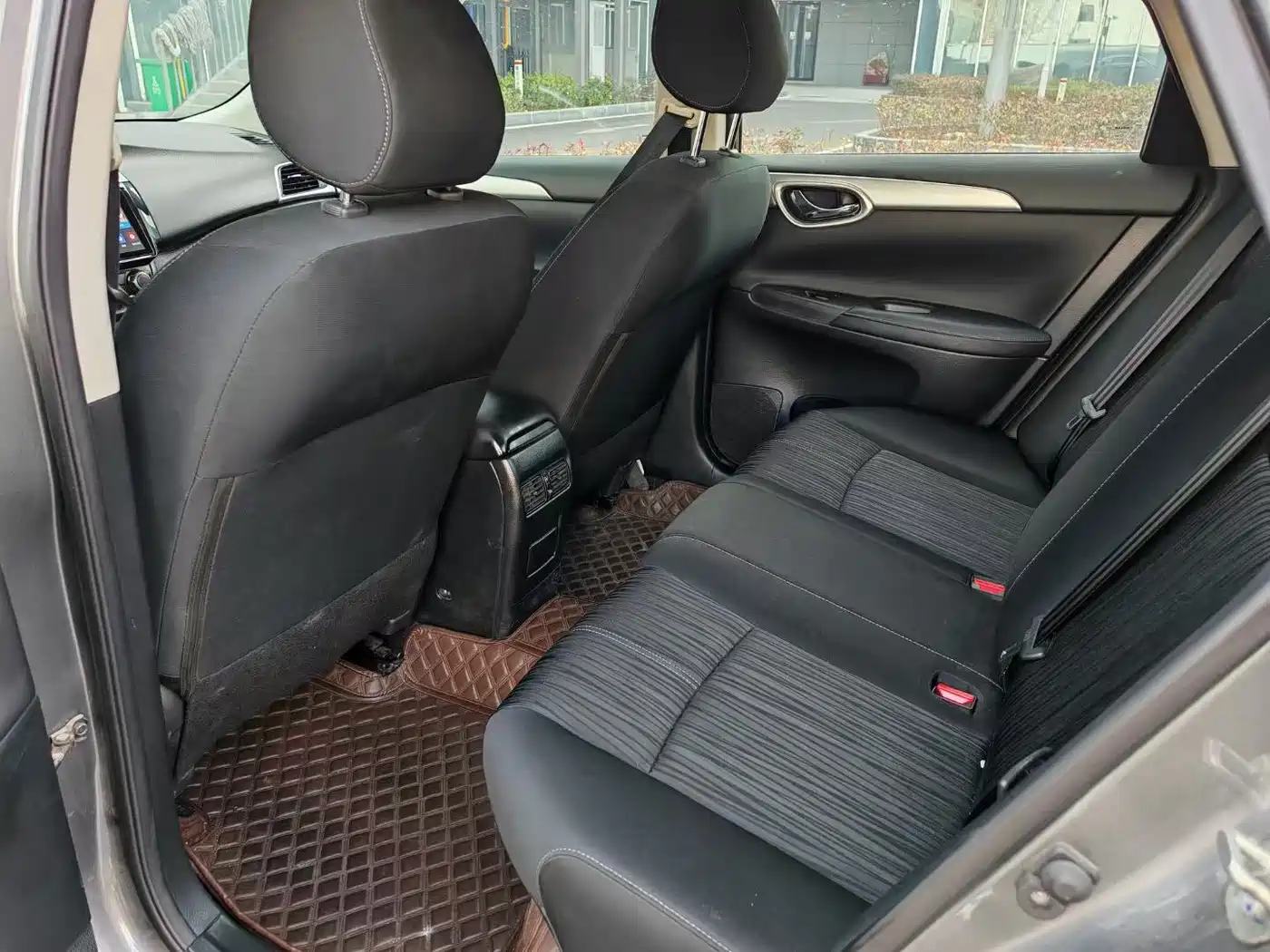 Photo 5 - Nissan Sylphy