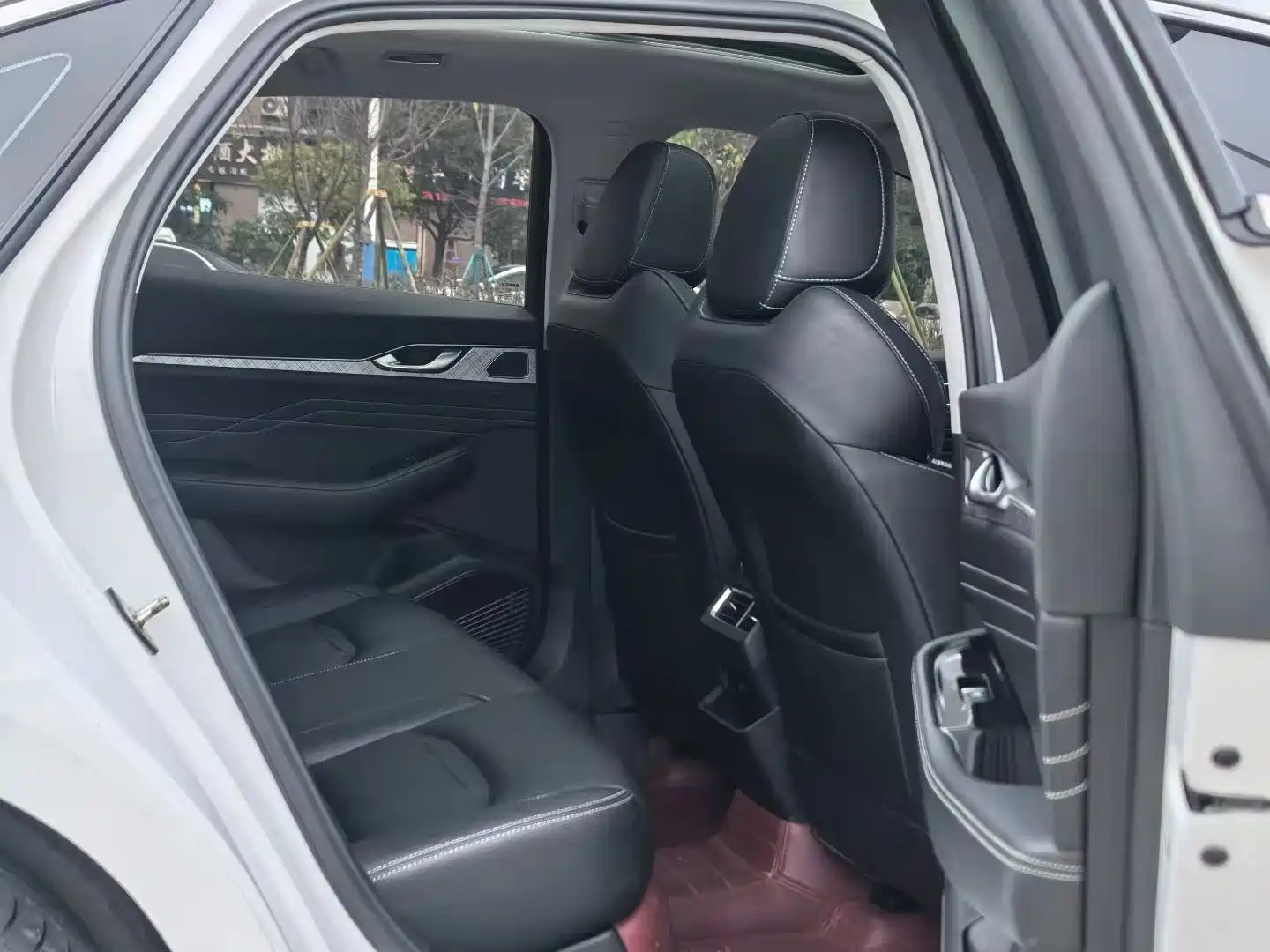 Фото 5 - Geely Preface