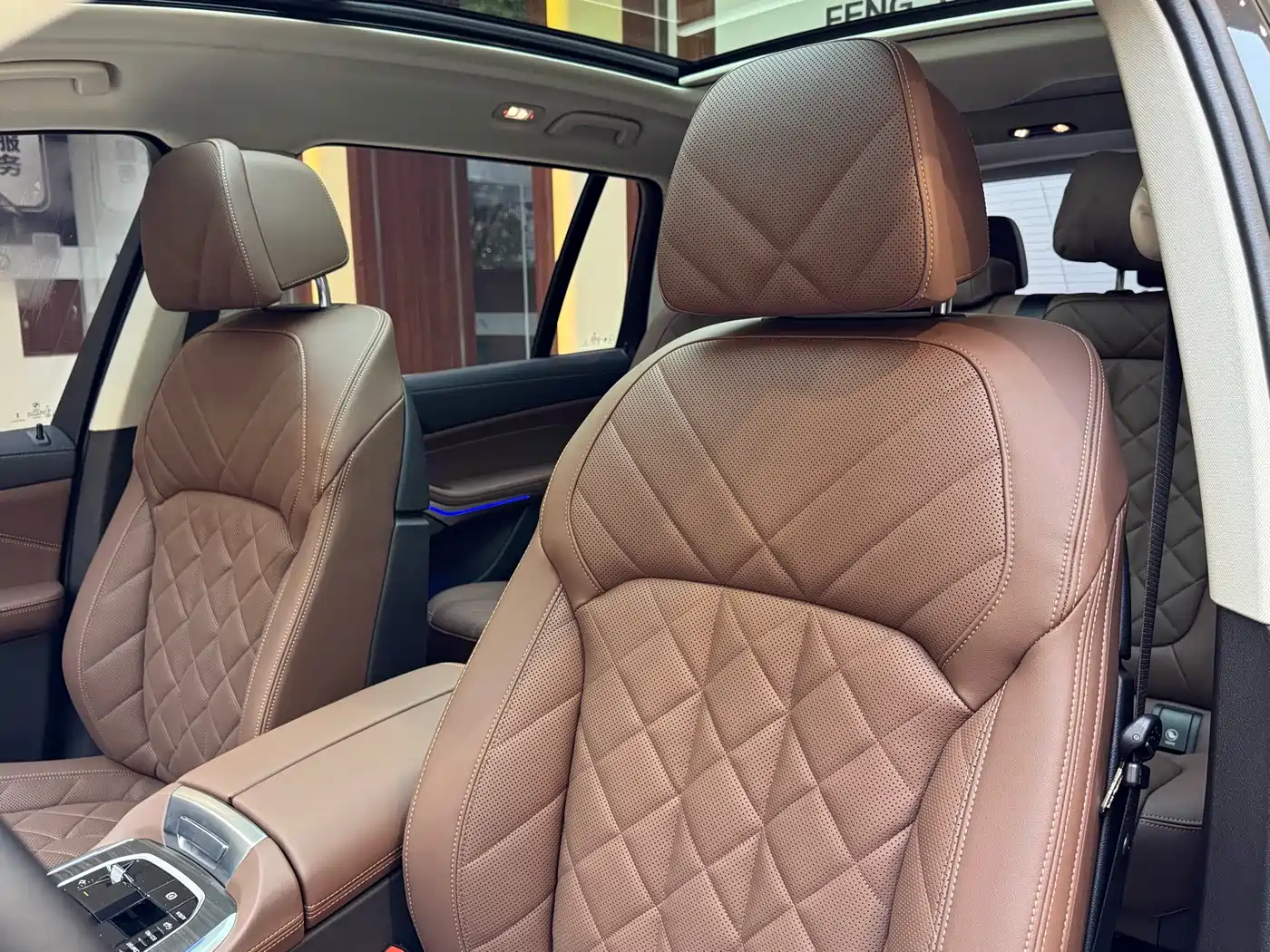 BMW X7 2024 xDrive40i Leading Luxury Package фото 20