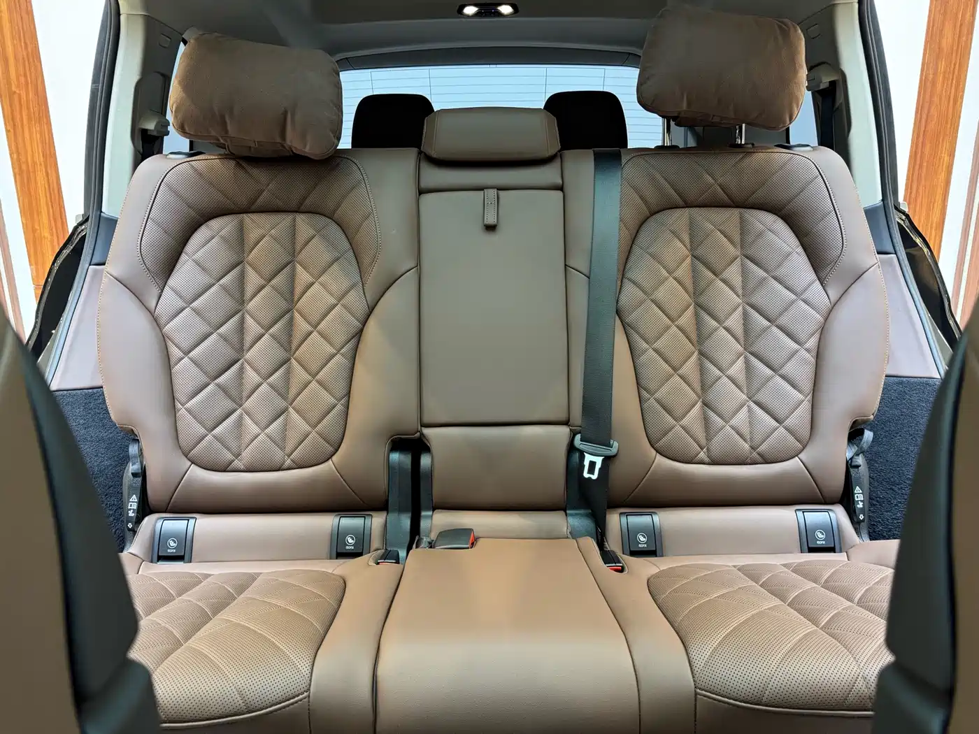 BMW X7 2024 xDrive40i Leading Luxury Package фото 12