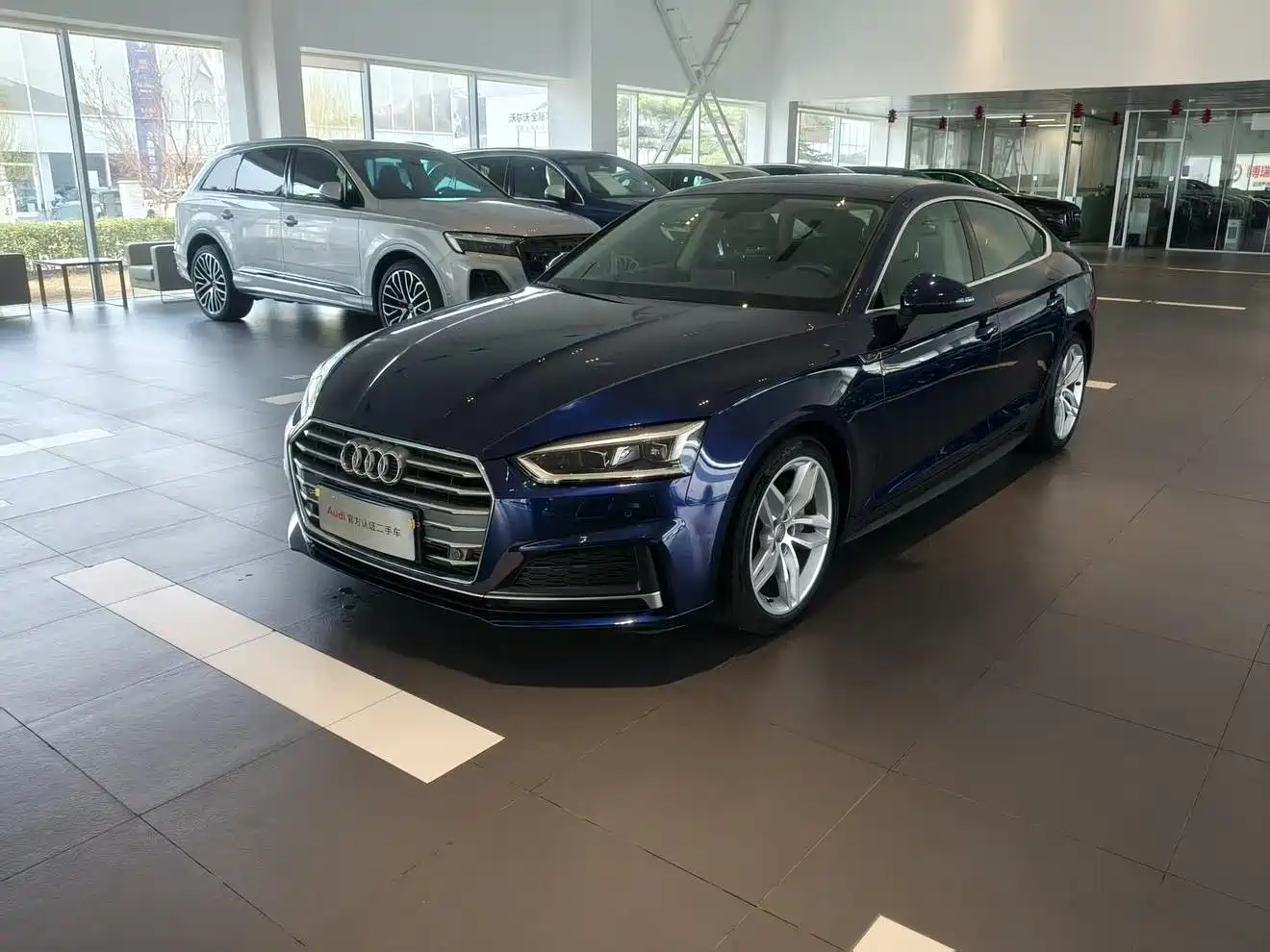 Audi A5 (Import) 2019 Sportback 45 TFSI Fashion фото 2
