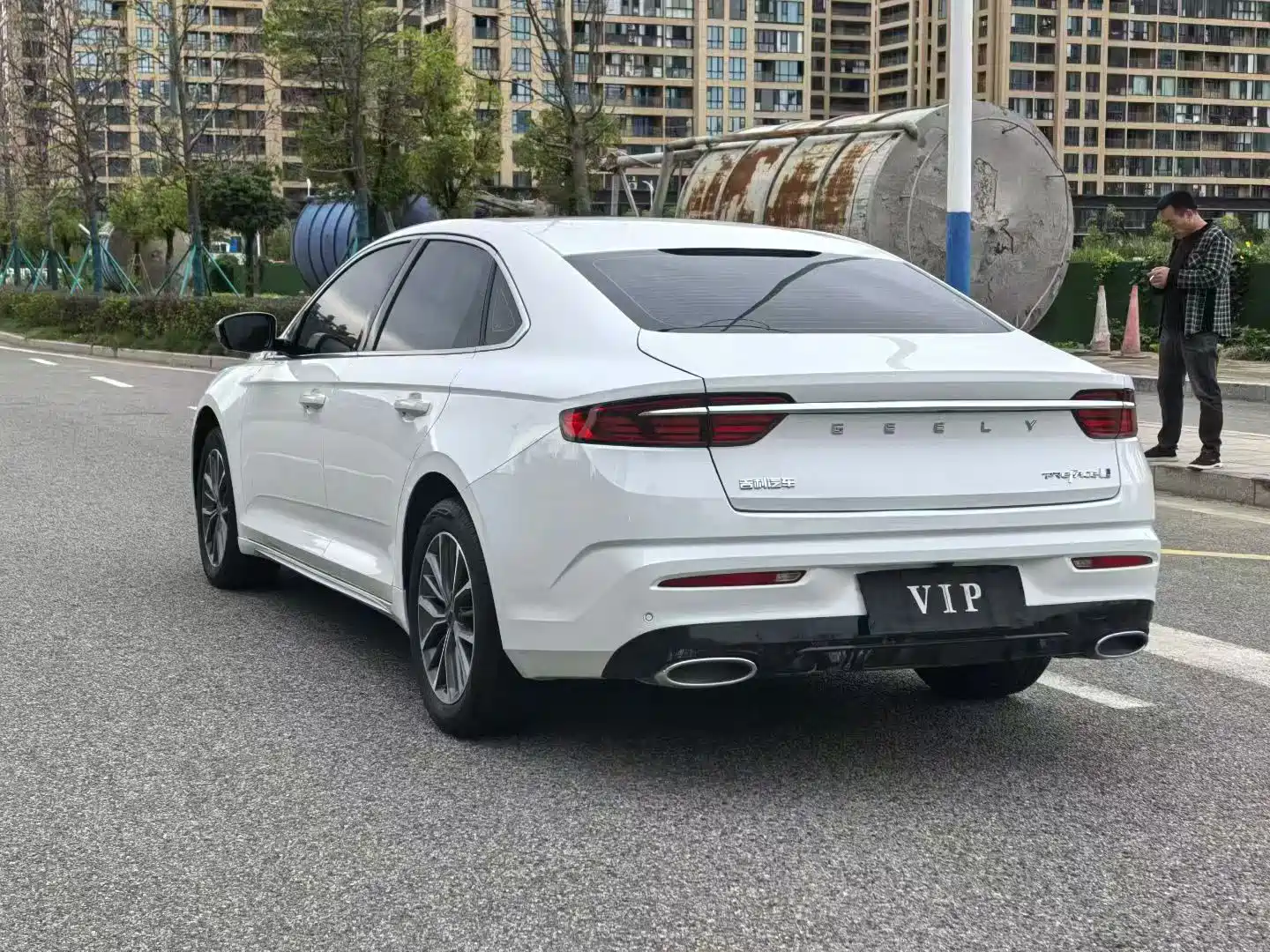 Фото 9 - Geely Preface