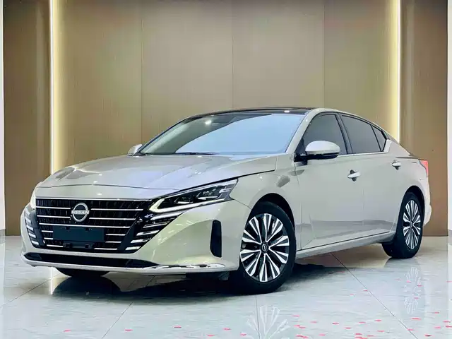 Nissan Teana 2023