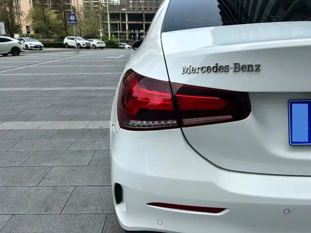 Mercedes-Benz A-Class 2020 A 200 L фото 15
