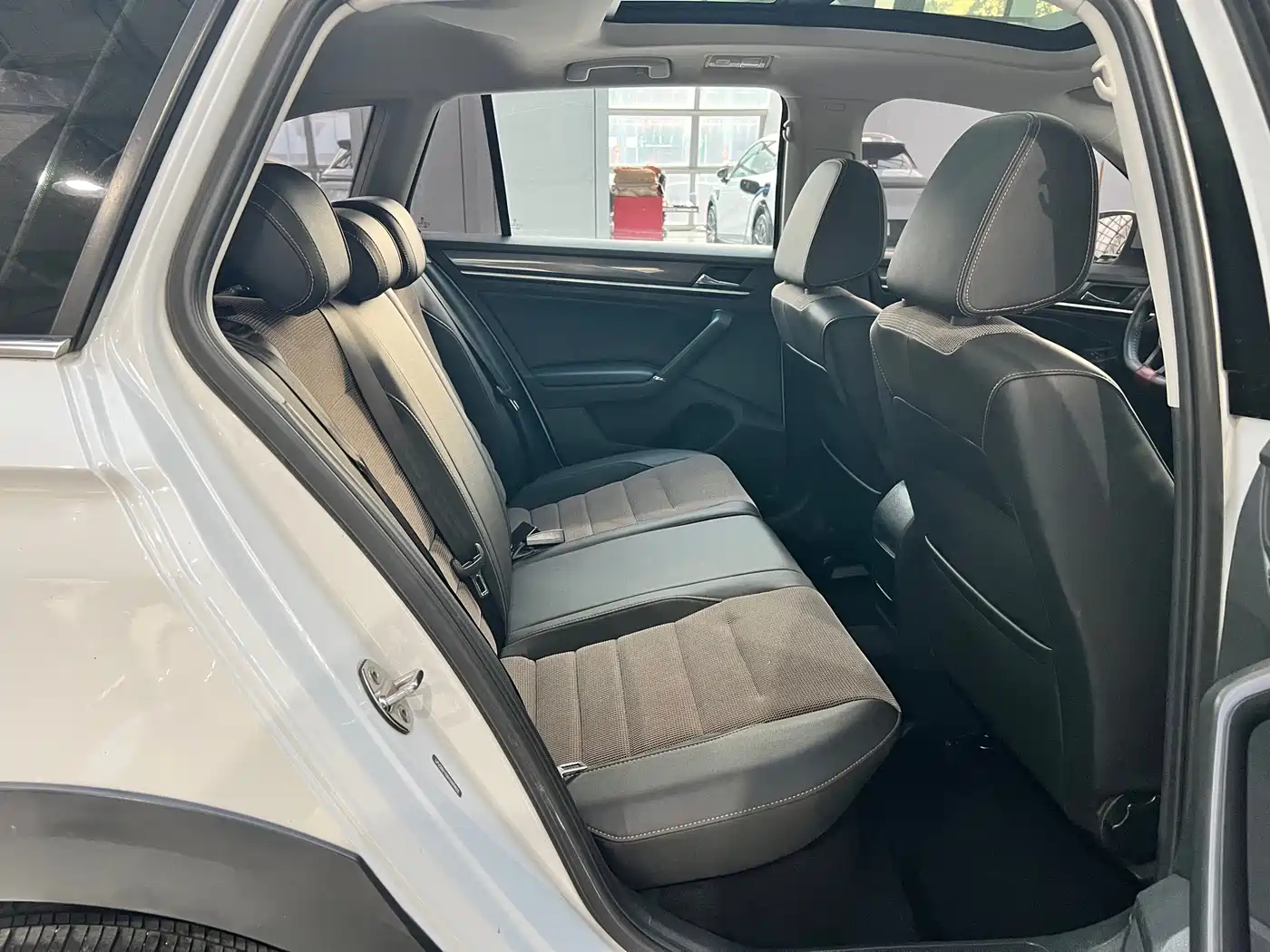 Volkswagen C-TREK 2017 230TSI DSG Comfort фото 12