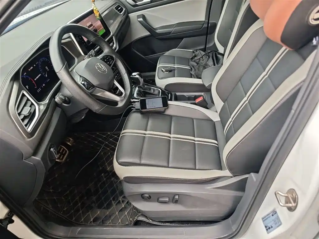 Volkswagen T-ROC 2023 300TSI DSG 2WD Dawn Edition фото 15