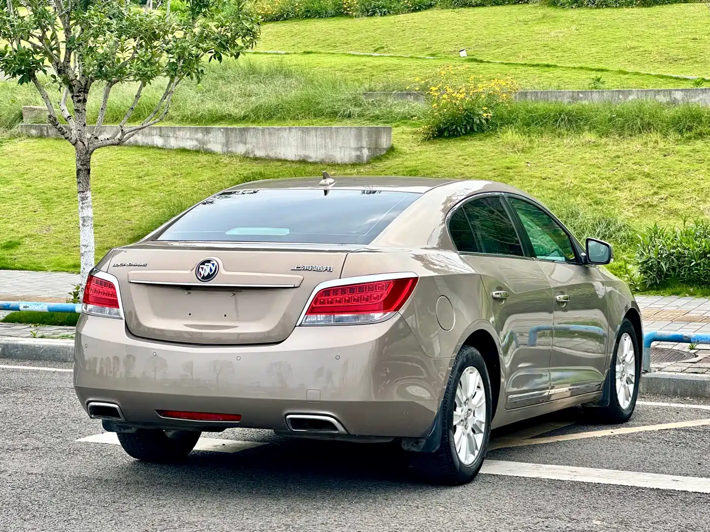 Buick LaCrosse 2013 2.4L SIDI Luxury Comfort фото 4