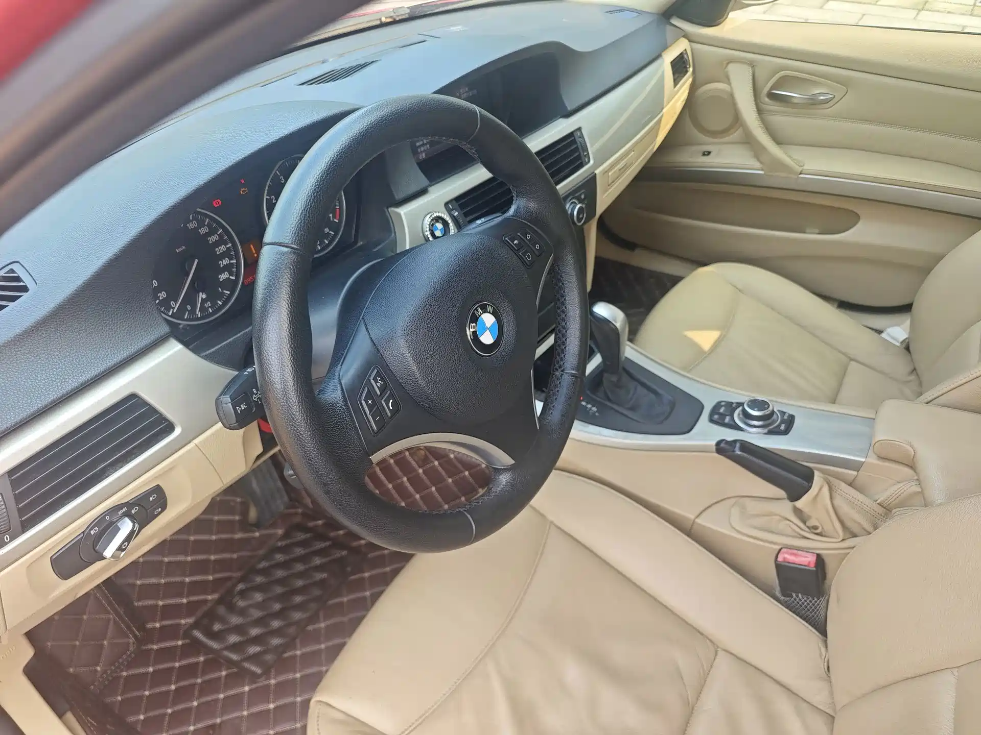 Photo 14 - BMW 3 Series