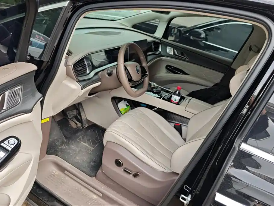 Denza D9 2022 DM-i 970 AWD Flagship фото 9