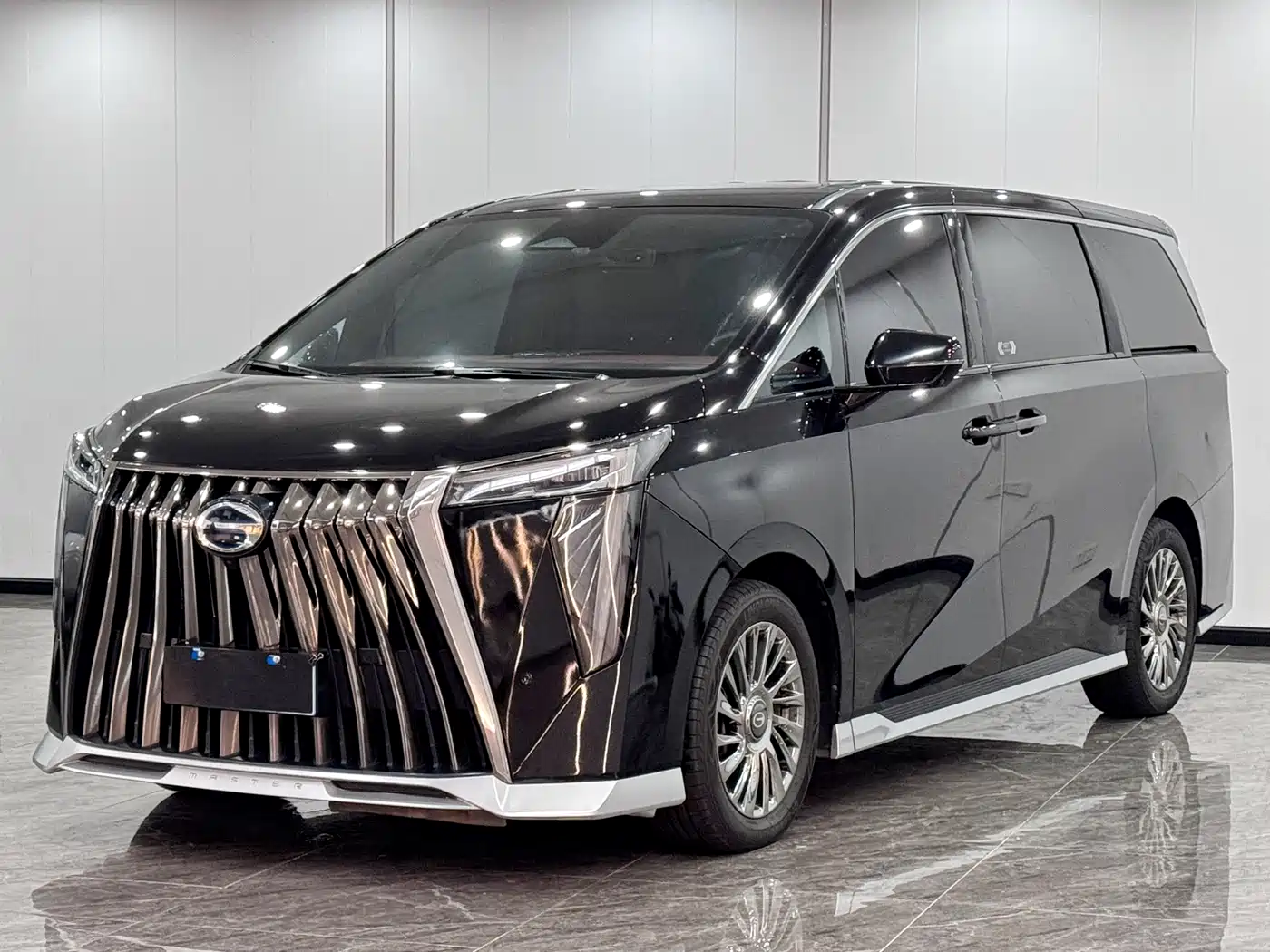 GAC Trumpchi Trumpchi M8 2023 Model Master Series Hybrid Royal Edition