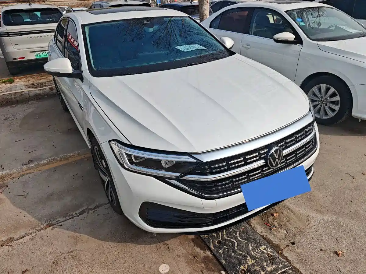 Volkswagen Sagitar 2025 300TSI DSG Excellence Edition фото 3