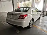 Фото 7 - Geely Vision