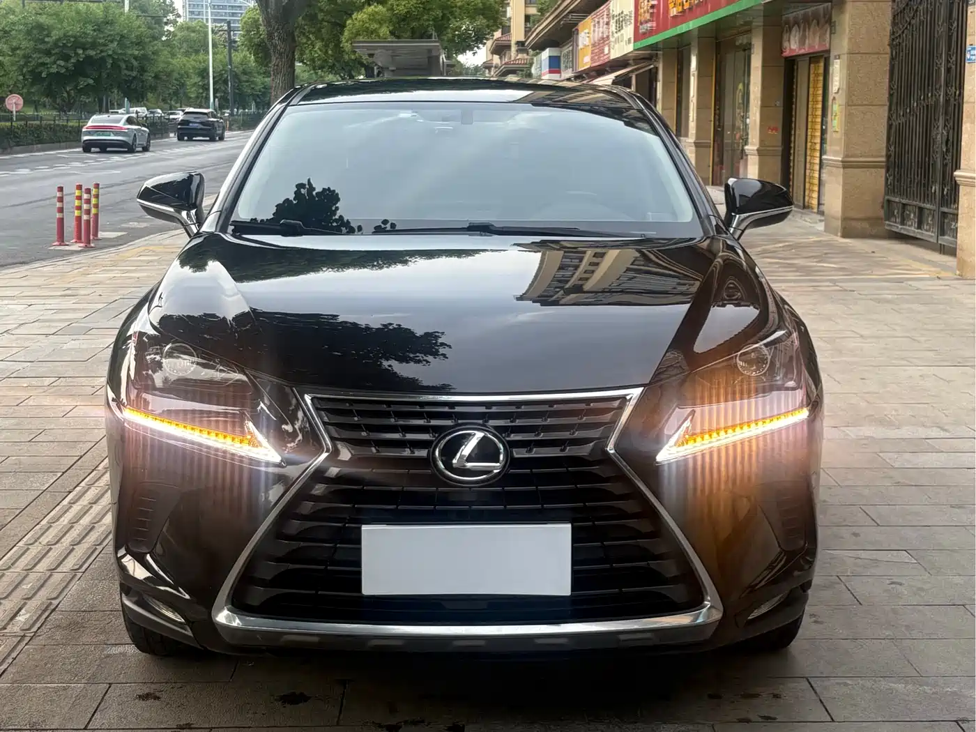 Lexus NX 2020 200 FWD Sharp Edition China VI фото 2