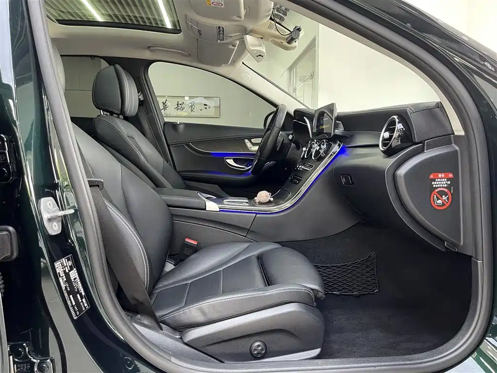 Mercedes-Benz C-Class 2019 Facelift C 260 L Sport фото 17