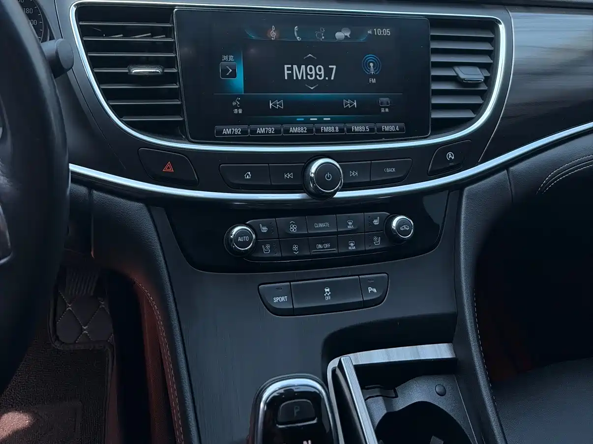 Buick LaCrosse 2018 Model 20T Elite Edition фото 9