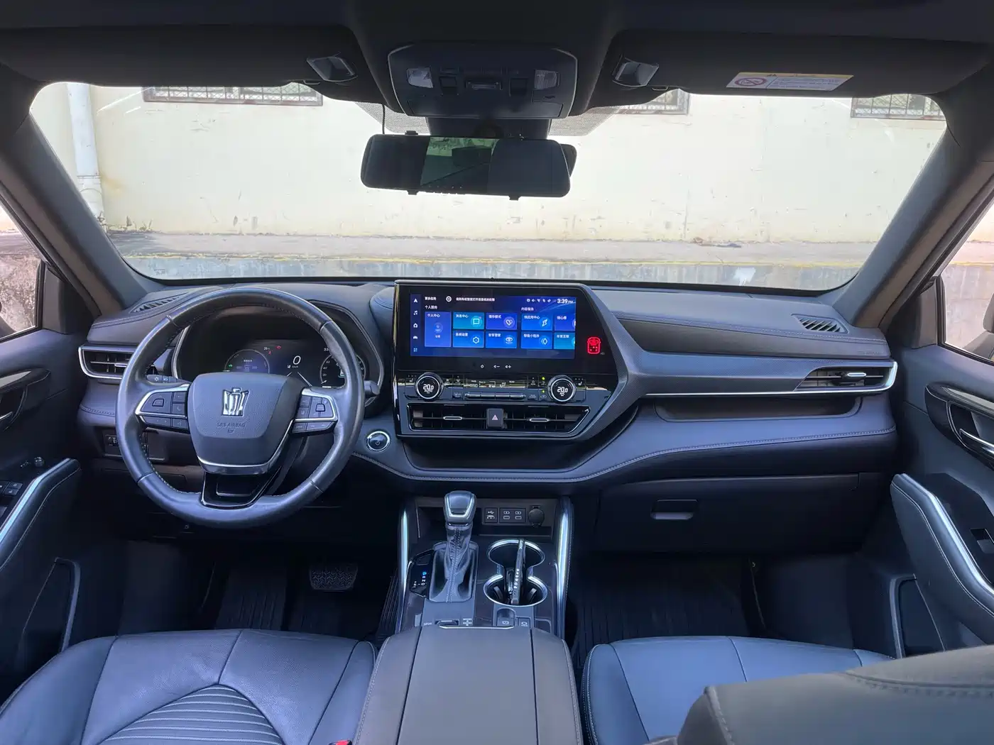 Toyota Crown Kluger 2022 2.5L HEV 4WD Premium Edition фото 5