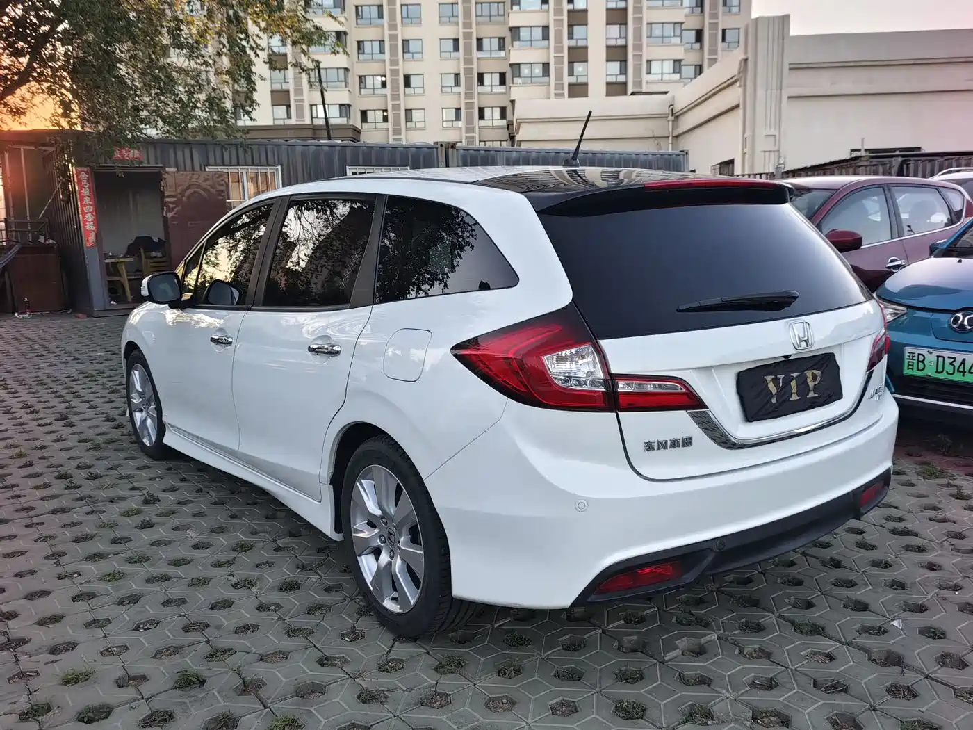 Фото 7 - Honda Jade