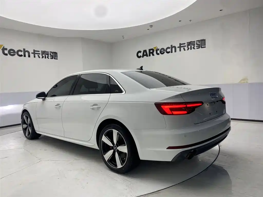 Audi A4L 2018 30th Anniversary 40 TFSI Fashion фото 7