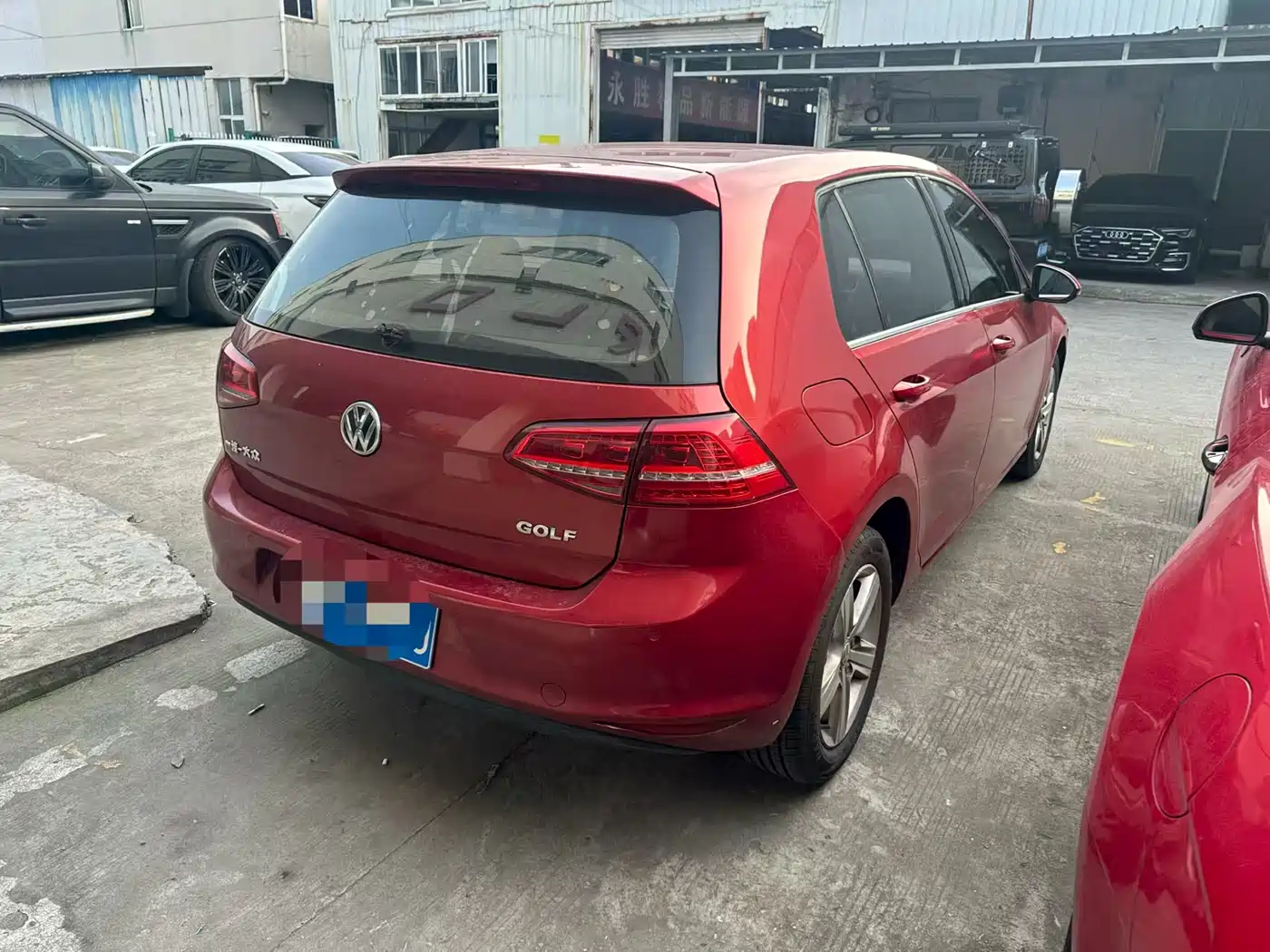 Volkswagen Golf 2014 1.6L Automatic Comfort фото 4