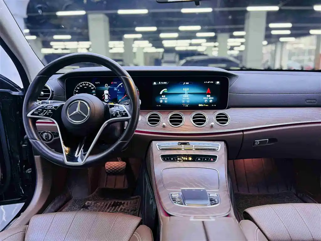  E CLASS