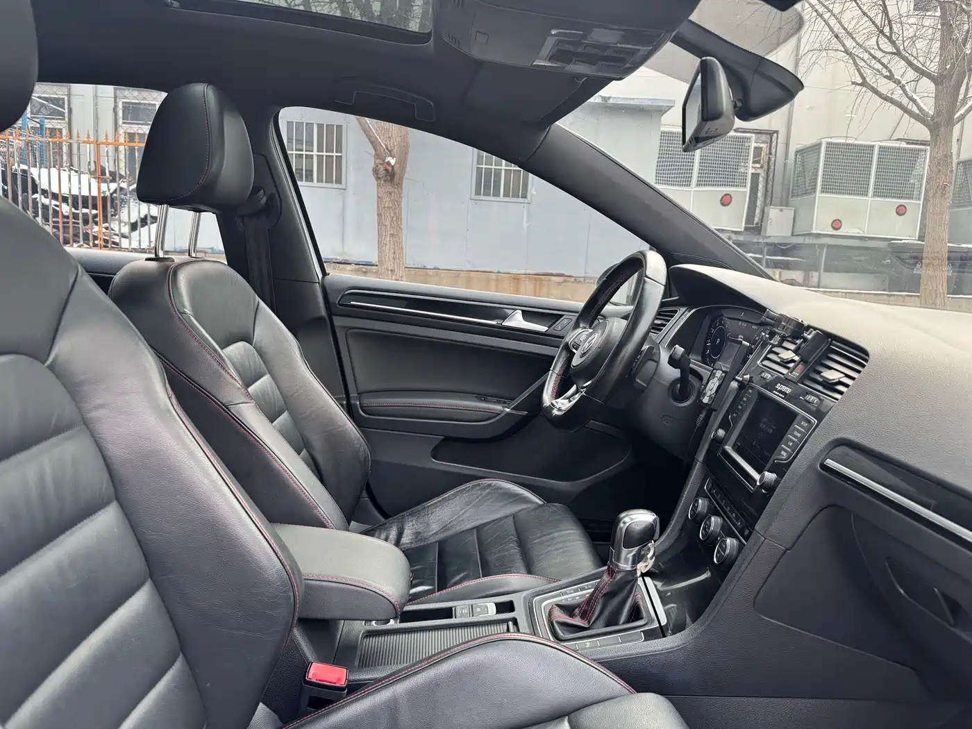 Volkswagen Golf GTI 2016 2.0TSI GTI фото 19
