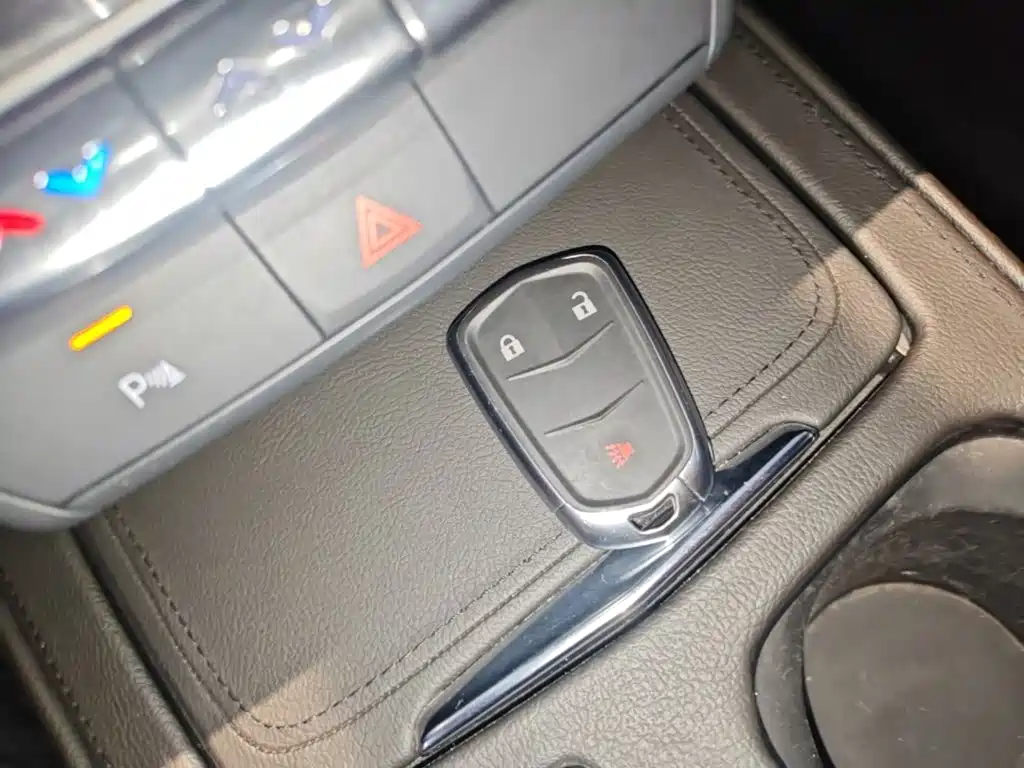 Фото 9 - Cadillac XT4