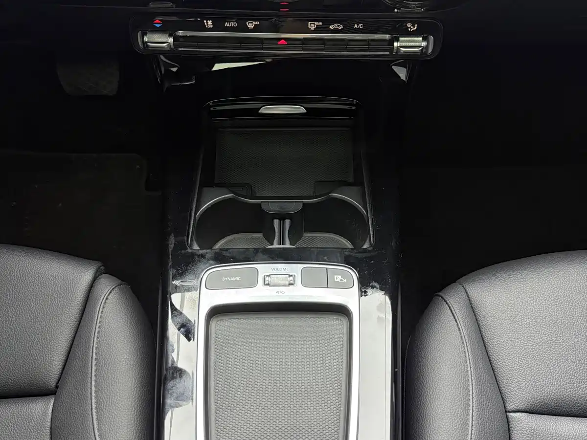 Mercedes-Benz A-Class 2023 A 180 L фото 14