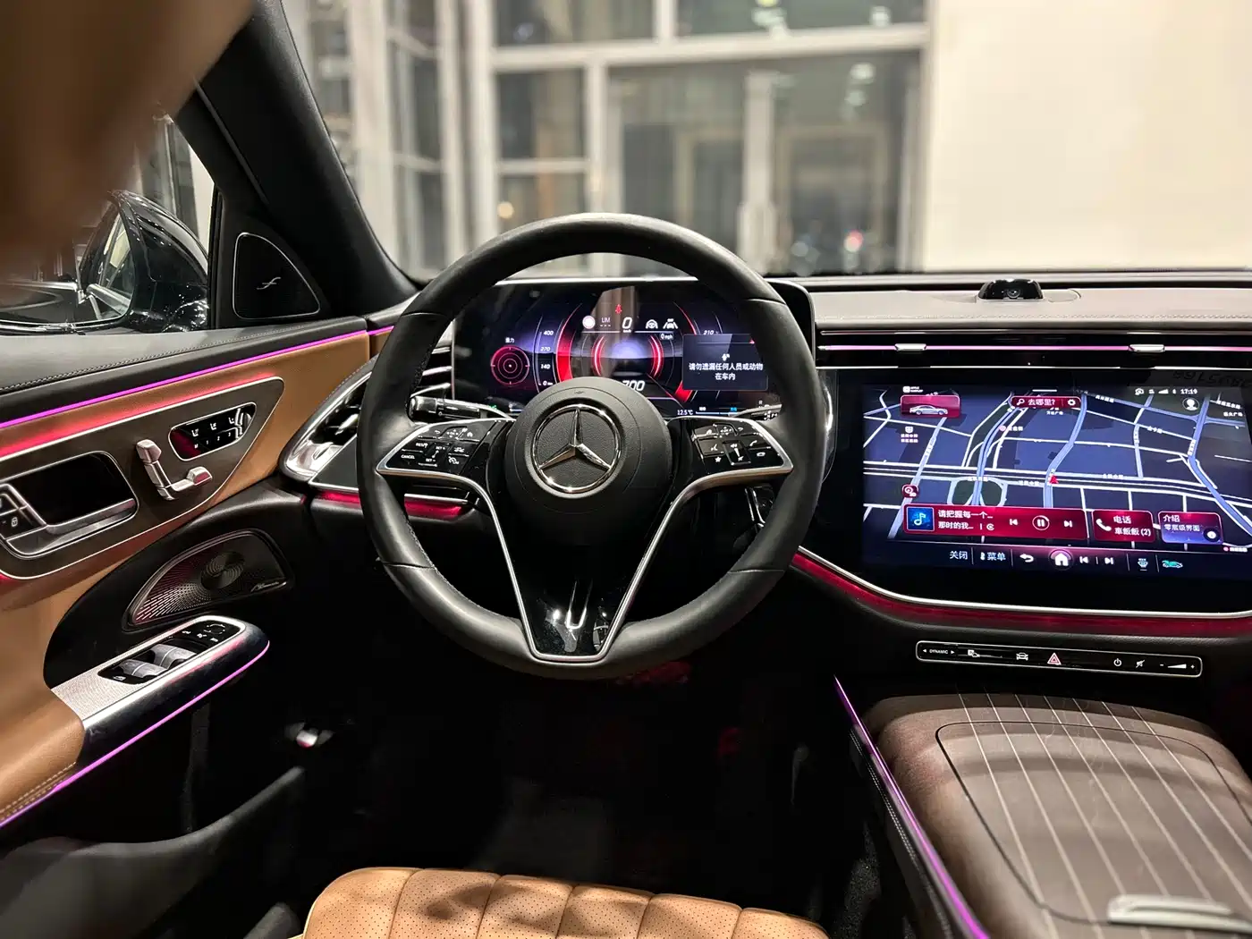 Mercedes-Benz E-Class 2024 Model E 300 L Luxury фото 10
