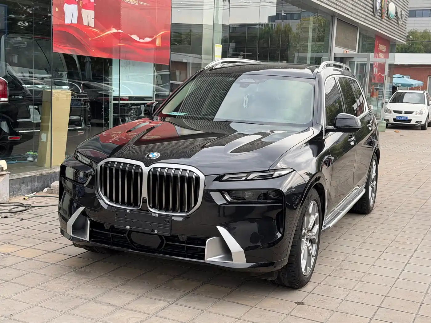 BMW X7 2024 2023 xDrive40i Leading Luxury Package