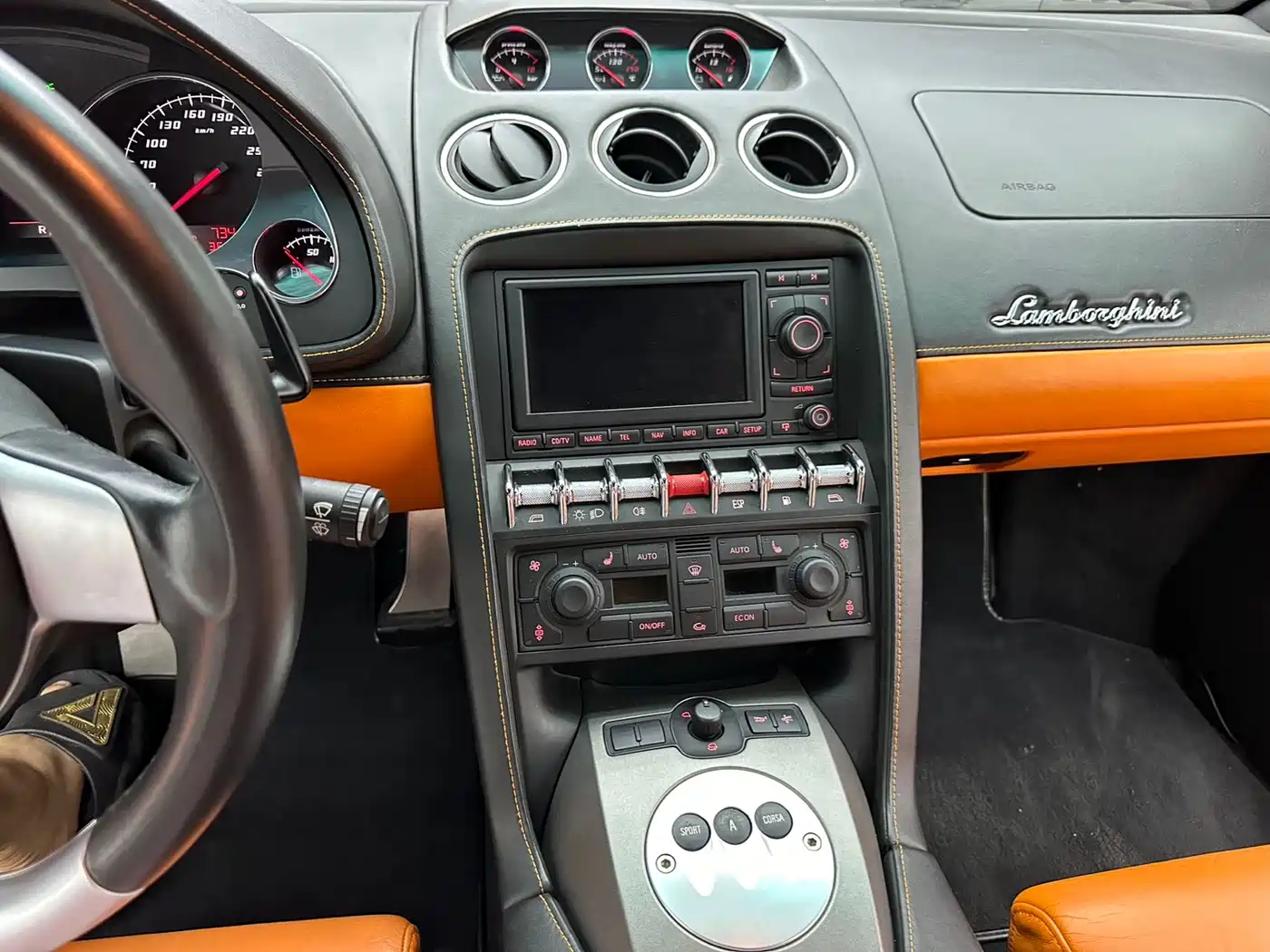 Lamborghini Gallardo 2011 Lamborghini Gallardo LP 560-4 Bicolore фото 18
