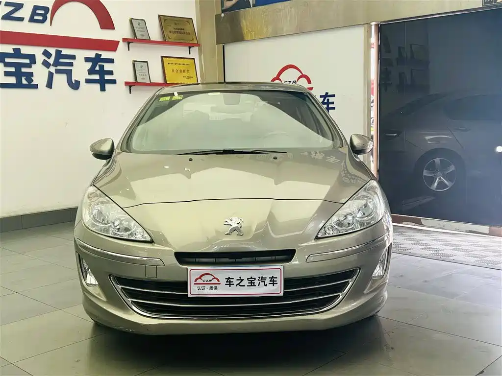 Peugeot 408 2013 2.0L Automatic Comfort Edition фото 2