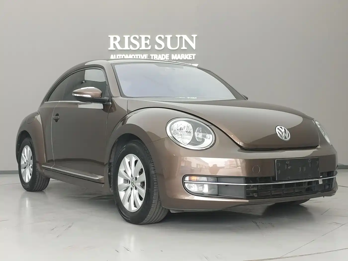 Volkswagen Beetle 2015 180TSI фото 3